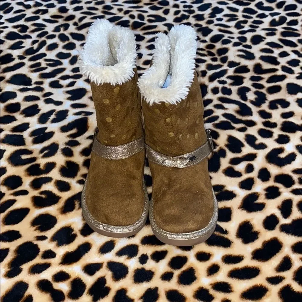 Cute Oshkosh polka dot boots size 10